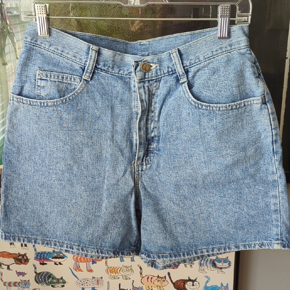 VTG Denim Shorts - Size 27 💯 Cotton